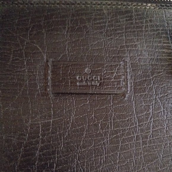 Authentic Gucci Black Leather Zipper Handbag - Picture 6 of 15